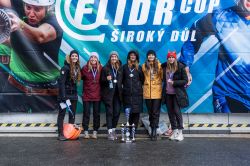 Flidr823